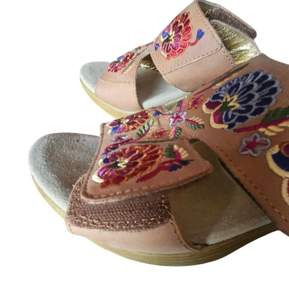 Allegra Linn Floral Embroidered Slide Wedge Sandals Sz 38 Boho Colorful Comfort